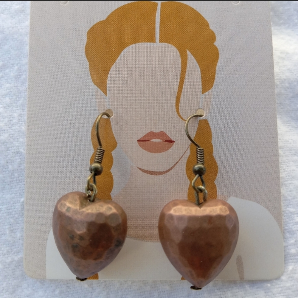 Brass Color Heart Earrings - Vintage-inspired Romance for Every Day